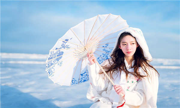 青山湖试管代怀生子多少钱一个？助孕之路的费用分析与方案选择